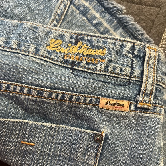 Levi Strauss Denim Skirt - Picture 9 of 10